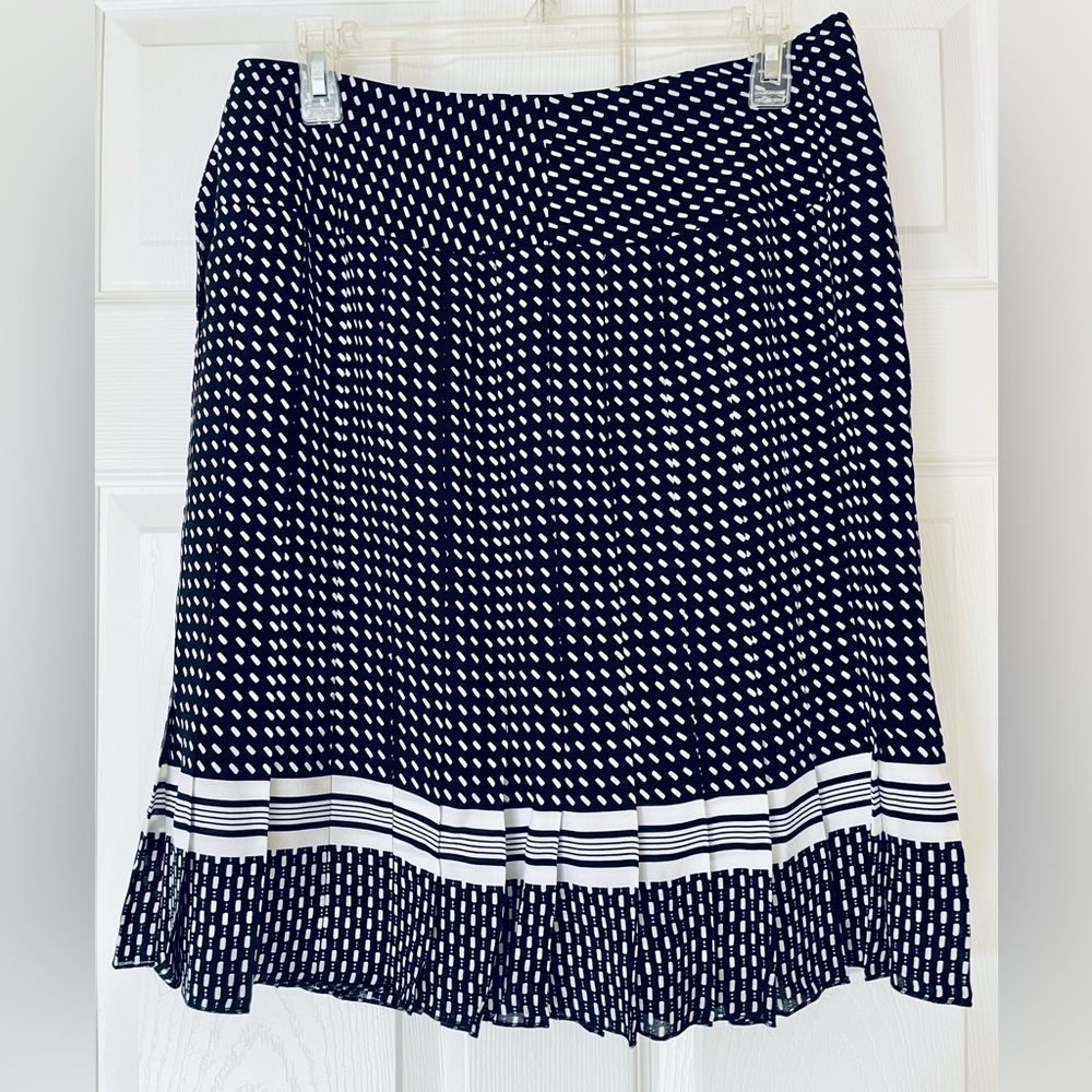 Jones New York 100% Silk Pleated Midi Skirt Navy Polka Dot Timeless Chic